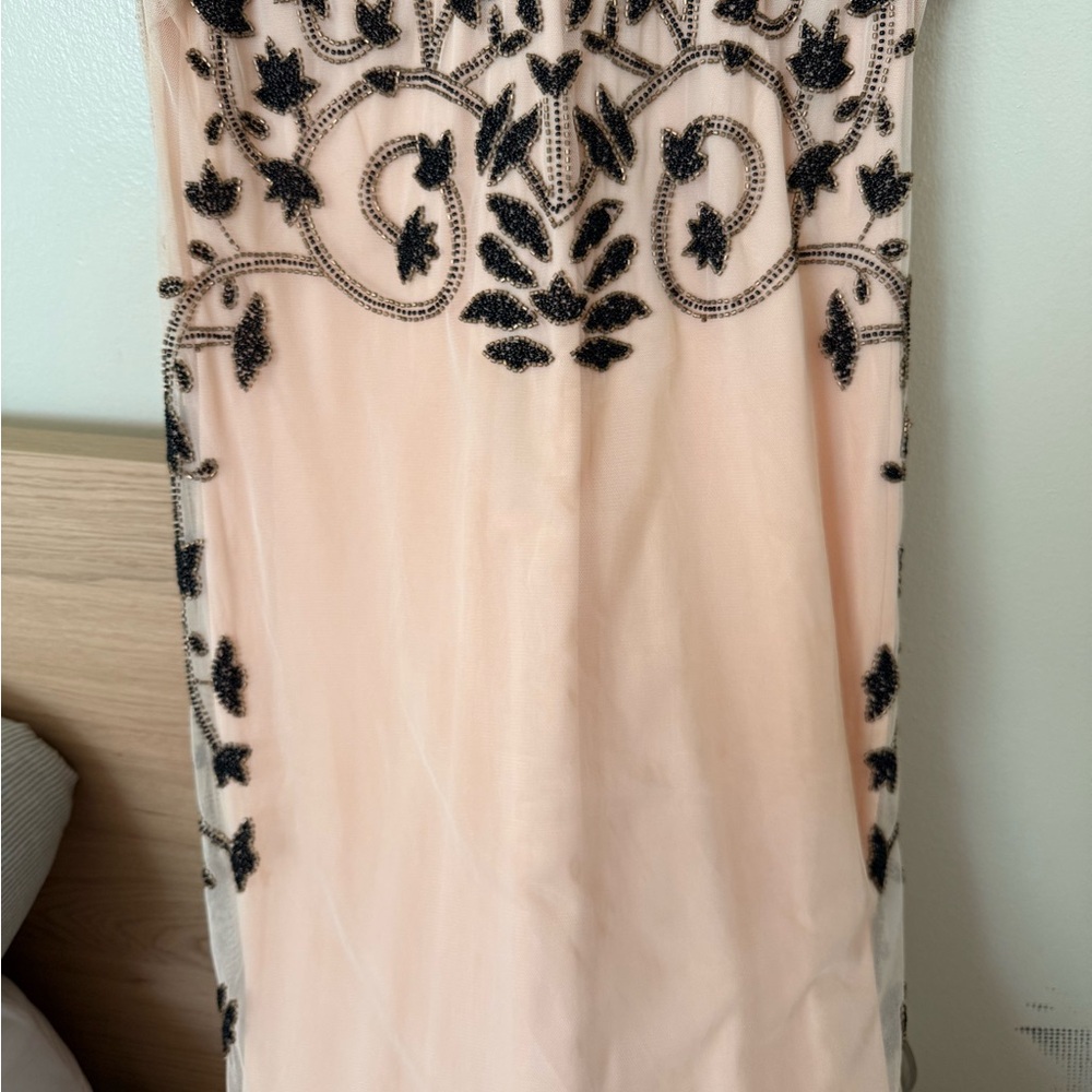 ASOS- Elegant Cream and Black Embroidered Gown - Picture 11 of 13
